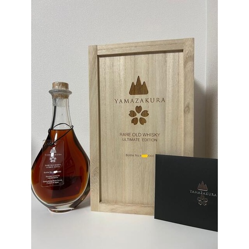 Yamazakura Rare Old Whisky 2015/50 years